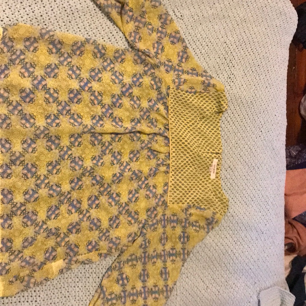 Women’s Umgee small blouse